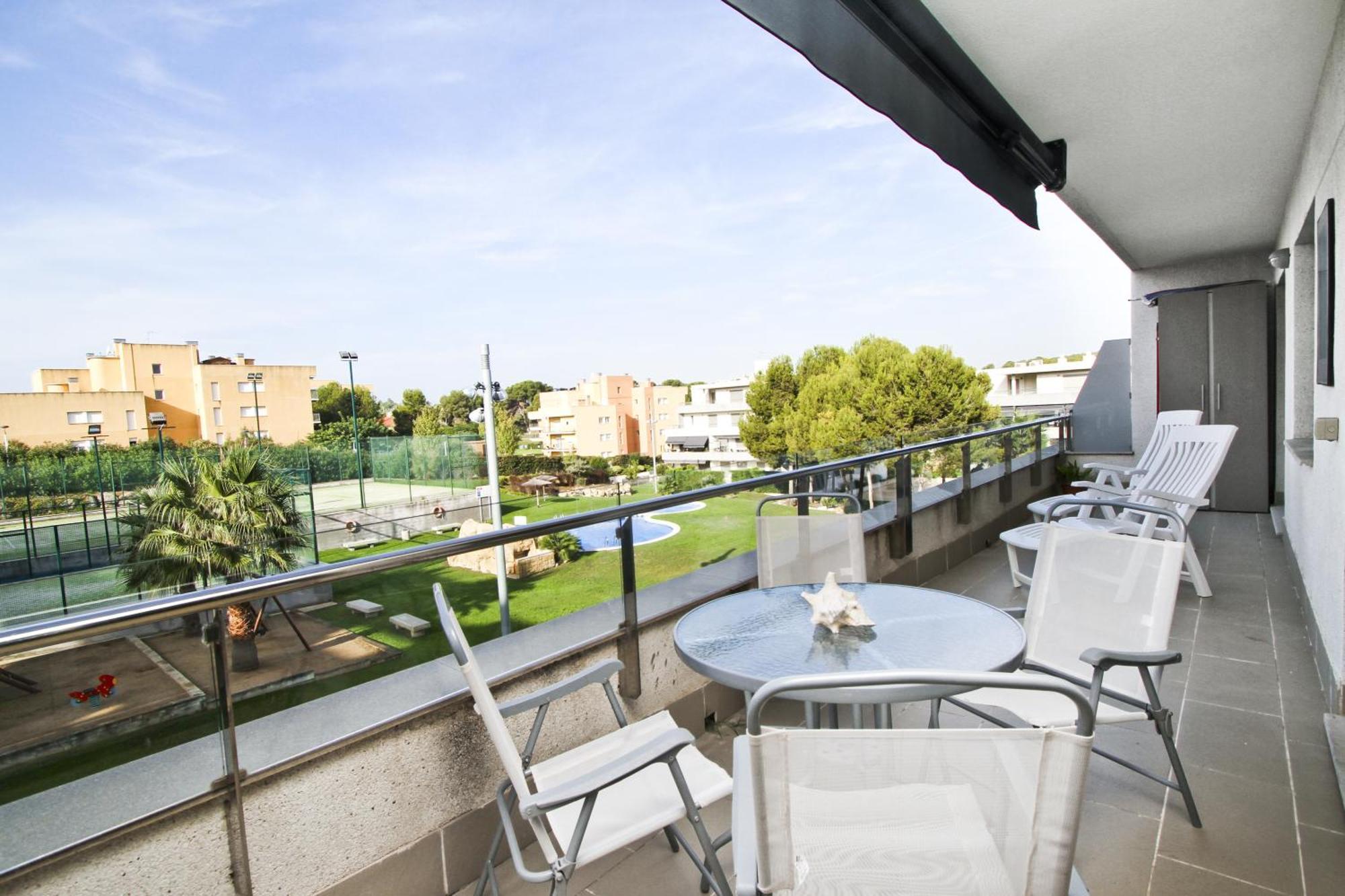 J Tramuntana Planet Costa Dorada Apartment Salou Exterior photo